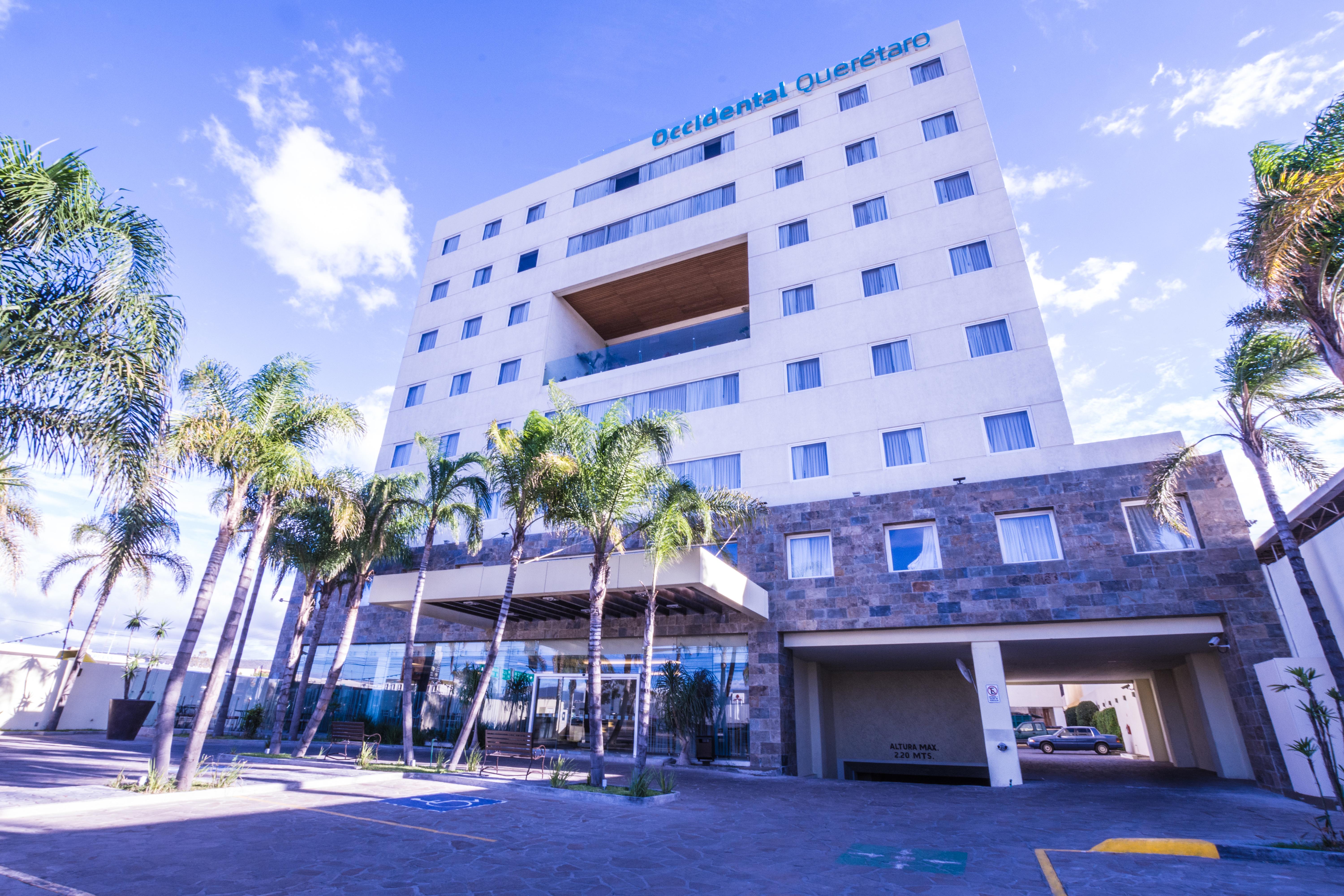 Crown Victoria Hotel Queretaro Exterior photo